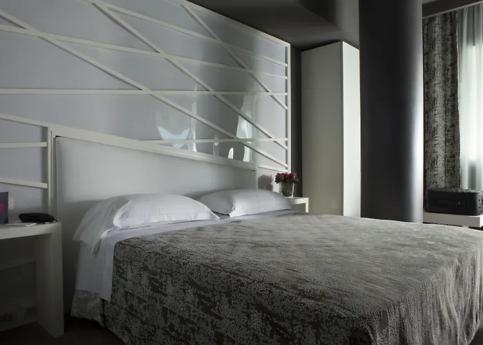 Moderno - Adults Only Otel Roma