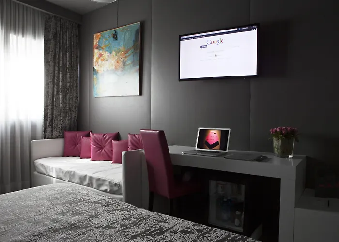 Hotel Moderno - Adults Only